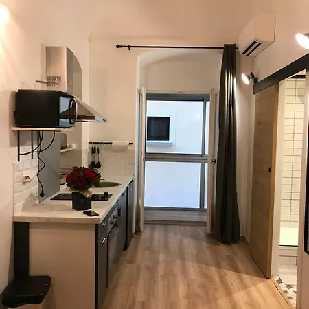 Plein Centre アパート